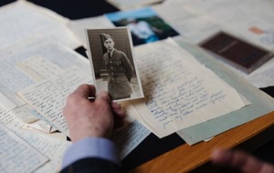 Czech translation project - Henry in uniform