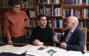 Czech translation project - Jamie & Miles with Paul Adler (2)